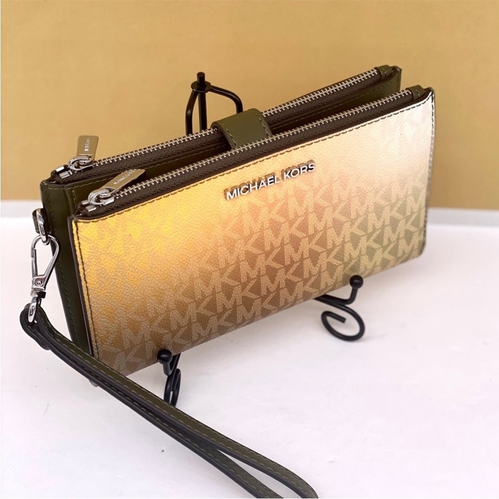 Michael Kors Jet Set Large Ombré Signature Logo Wristlet Wallet Olive Multi